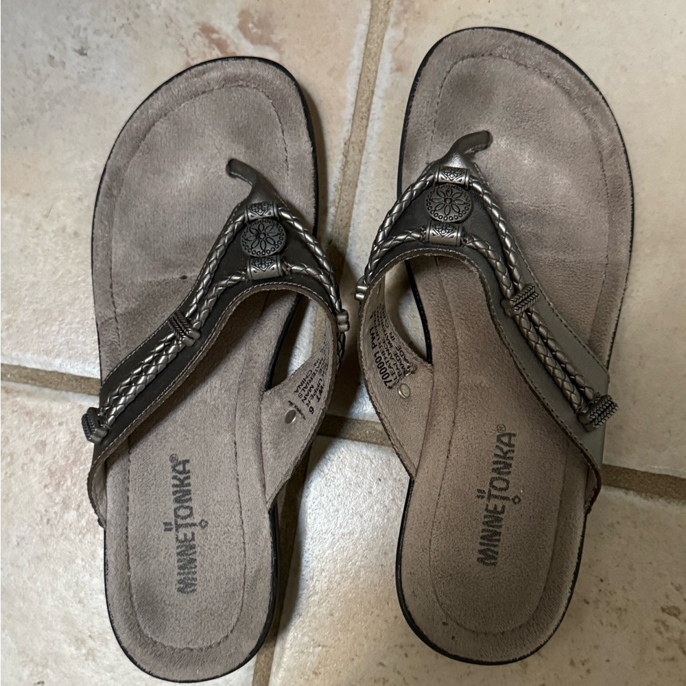 Minnetonka Tan Sandals with Braided Detail
